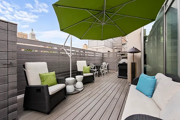 Rented by SERHANT. | media 11