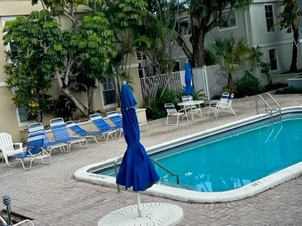 317 SE 11th Avenue #317C, Pompano Beach, FL 33060