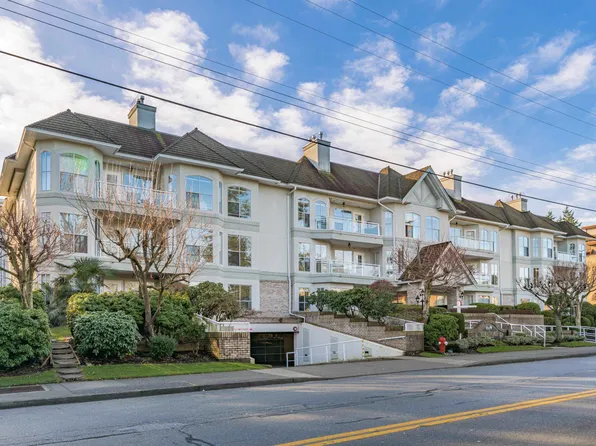 15290 18th Ave #306, Surrey, BC V4A 1W8