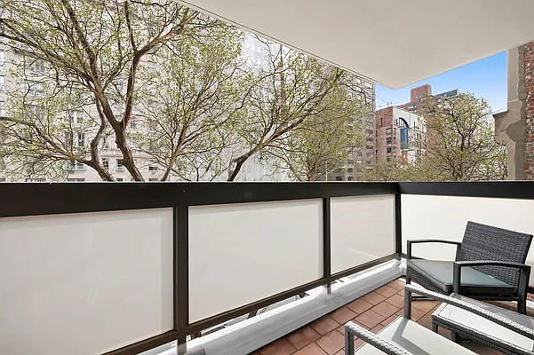 Sold by Douglas Elliman | media 8