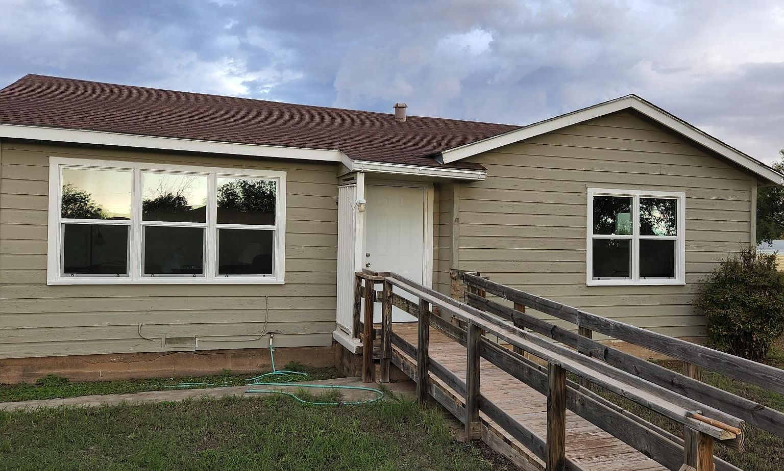 601 NW Avenue I, Hamlin, TX 79520 | Zillow