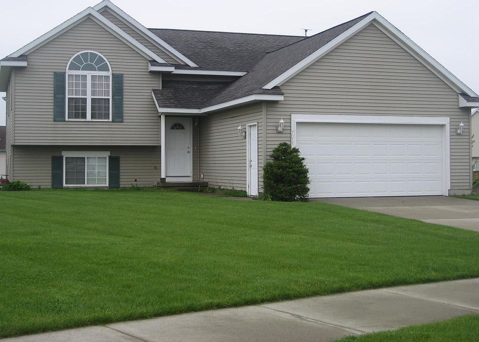 1st image of 7015 Deer Cove Dr SE