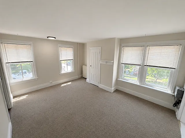135 W Oakland Ave #B — Photo 8