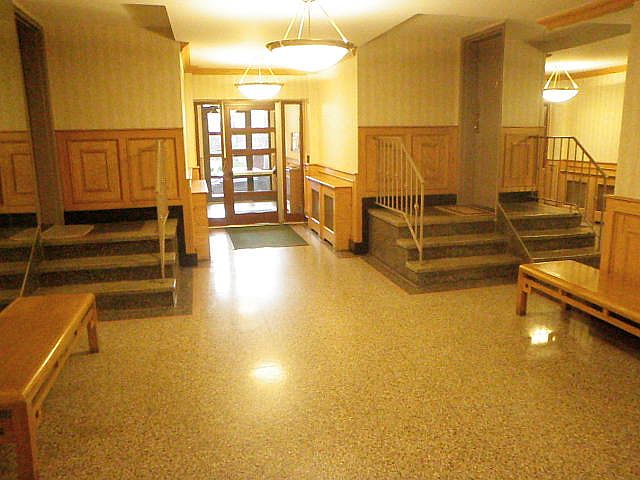 1st image of 14035 Burden Cres APT 205
