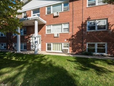 (Undisclosed Address), Schiller Park, IL, 60176