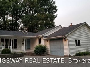 465 Maple Grove Dr, Oakville, ON L6J4V9