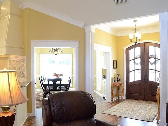 Elegant Entry with LARGE bright formal dining area