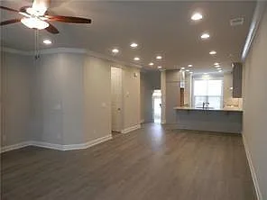 205 Bedford Aly — Photo 3