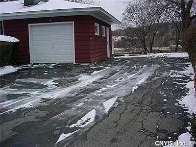 5th image of 851 Glenwood Ave