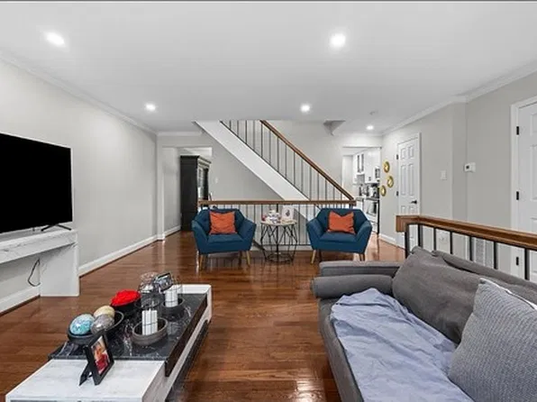 829 Lake Shore Dr #829, Bowie, MD 20721