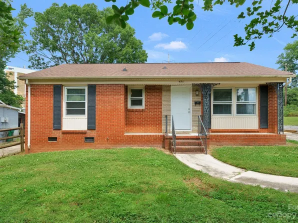 4911 Charleston Dr, Charlotte, NC 28212