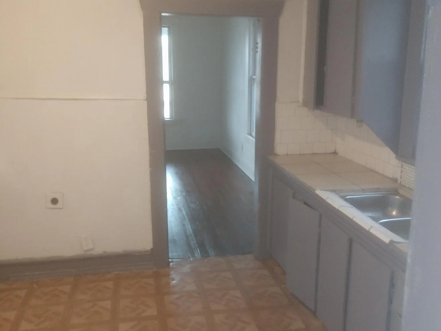 1512 E Rosedale St — Photo 3