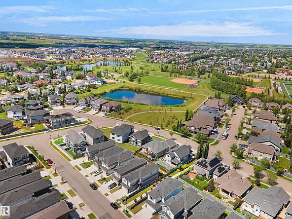 3rd image of 5802 Soleil Blvd