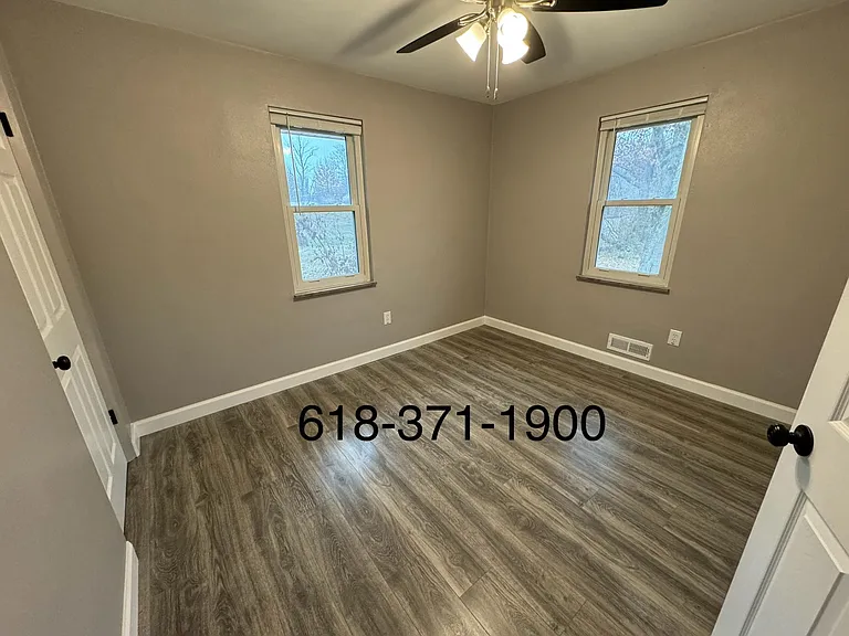 5600 Barbara Ct — Photo 8