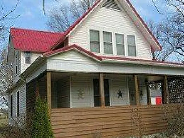 214 E North St, Bethany, IL 61914