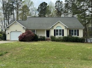 604 Moon Shadow Ct, Fuquay Varina, NC 27526