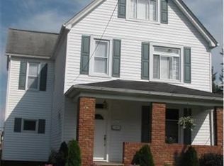 312 N 5th St, Youngwood, PA 15697