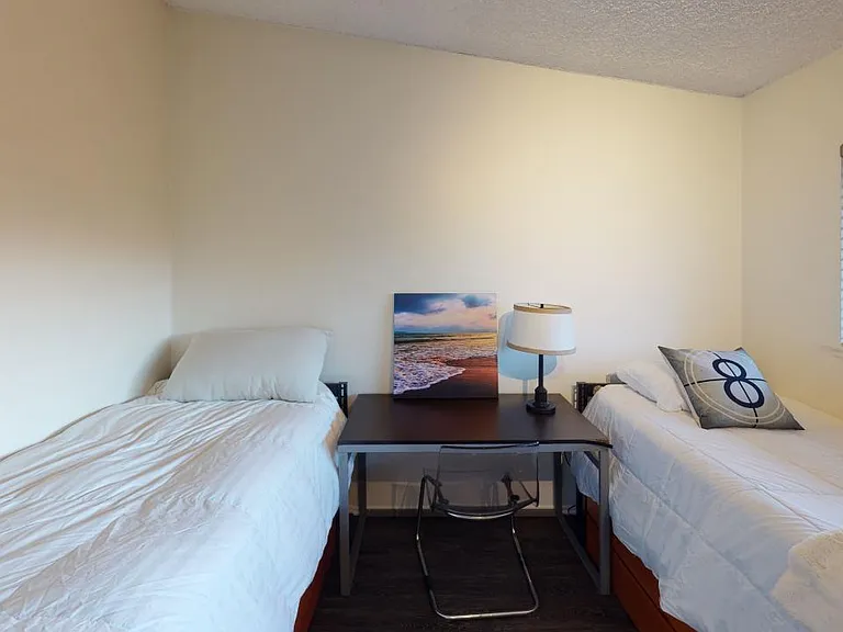 831 Cliff Dr — Photo 36