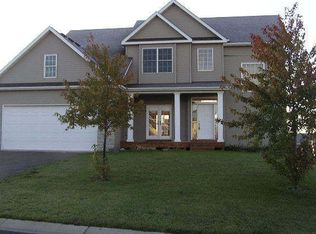 1314 Birch Dr, Mayer, MN 55360