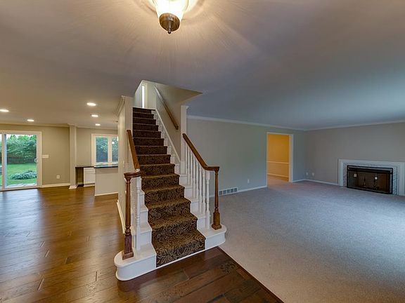 2nd image of 23650 Fairmount Blvd