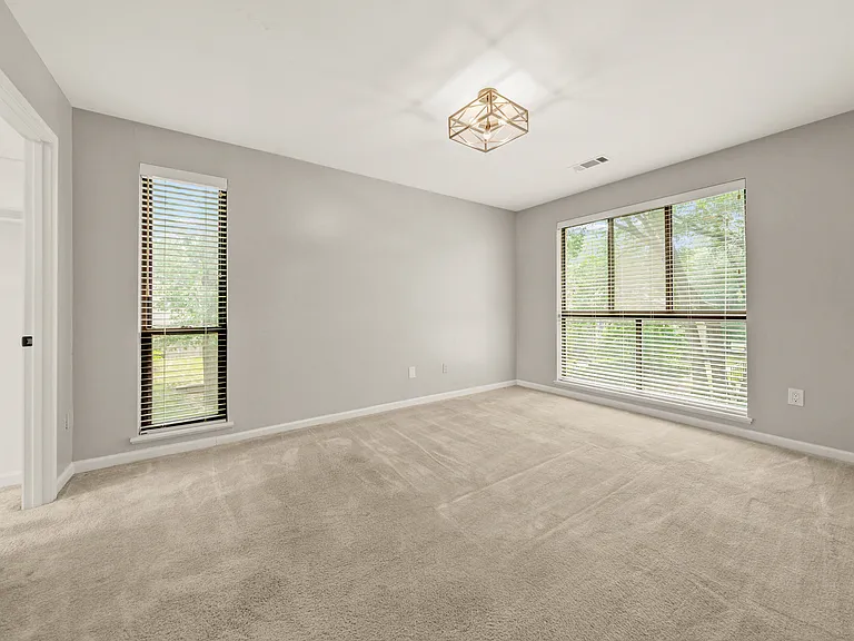 2045 Royal Fern Ct #11C — Photo 21