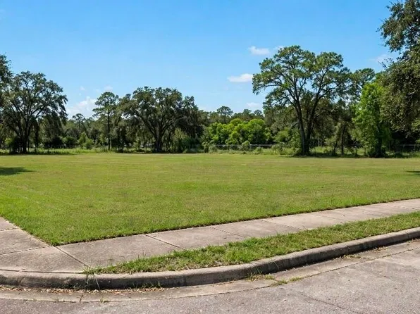 3042 Sam Lenox St, New Orleans, LA 70121