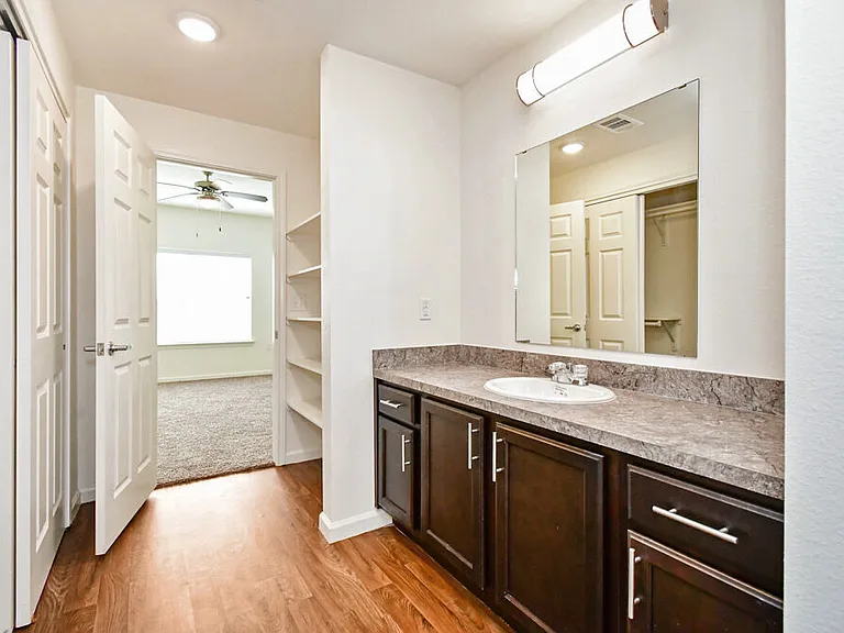 Primrose Village Apartments — Photo 22