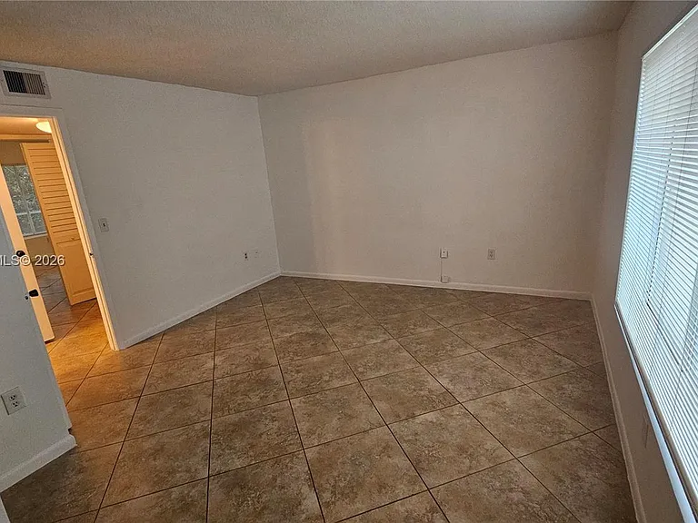815 W Boynton Beach Blvd #14-102 — Photo 24