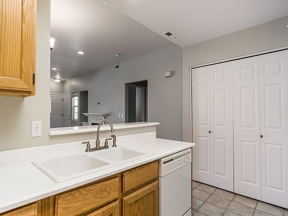 4th image of 3827 S Big River Way Unit 2