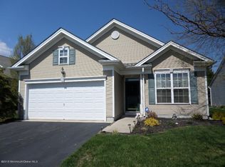 7 Moss Ln, Jackson, NJ 08527