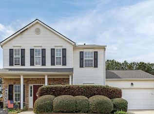 906 Milton Cir, Loganville, GA