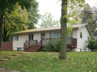 1838 26th St NW, Rochester, MN 55901