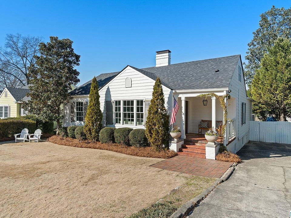 1st image of 1852 Lancaster Rd