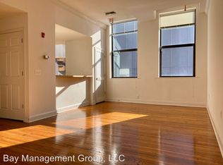 341 N Charles St APT 112, Baltimore, MD 21201