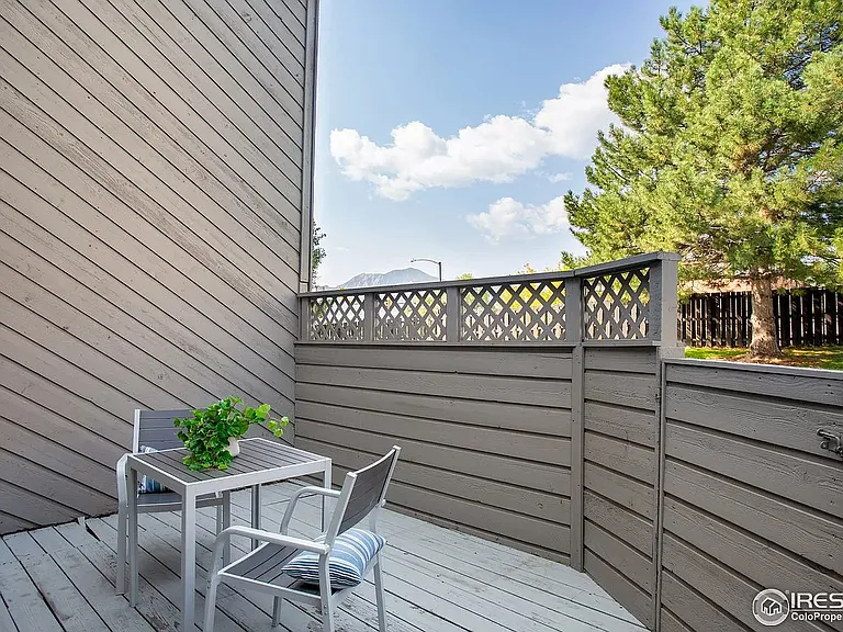 3021 Edison Ct — Photo 11