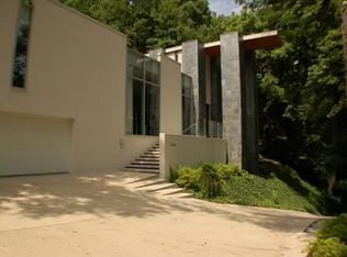 545 Mountain Way NE, Atlanta, GA 30342