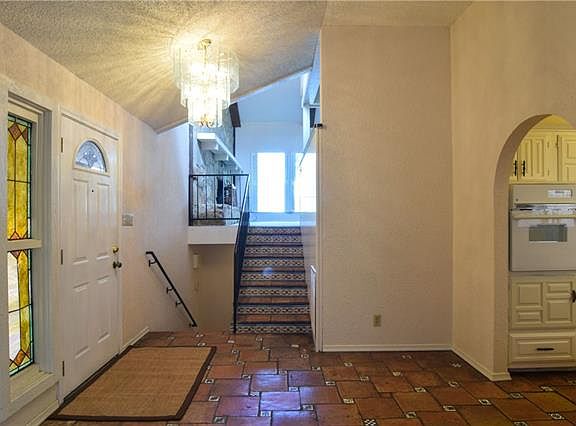 5th image of 3616 Lakeside Dr