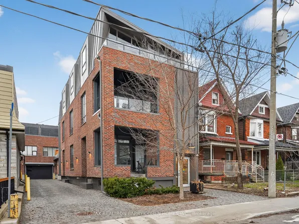 50 Bartlett Ave #7, Toronto, ON M6H 3E6