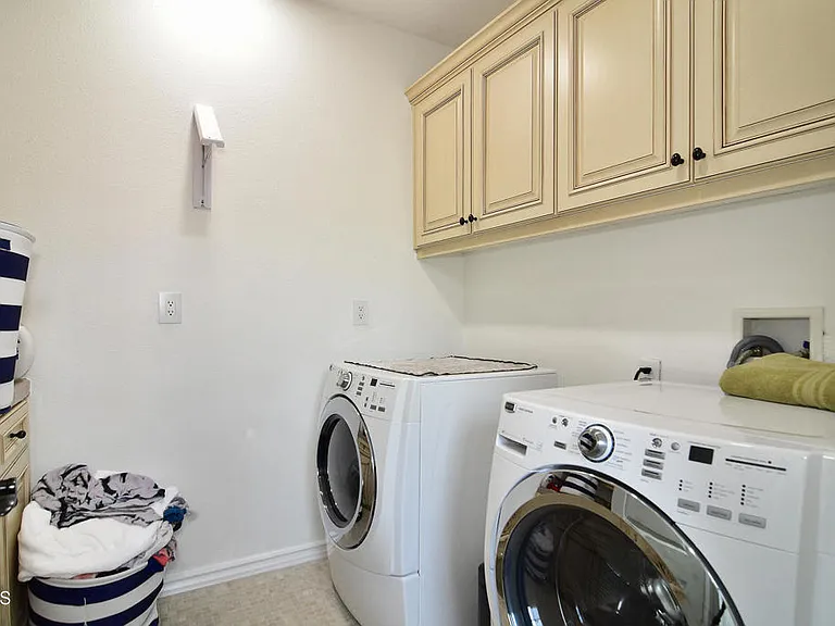 4011 Adriatic St — Photo 21
