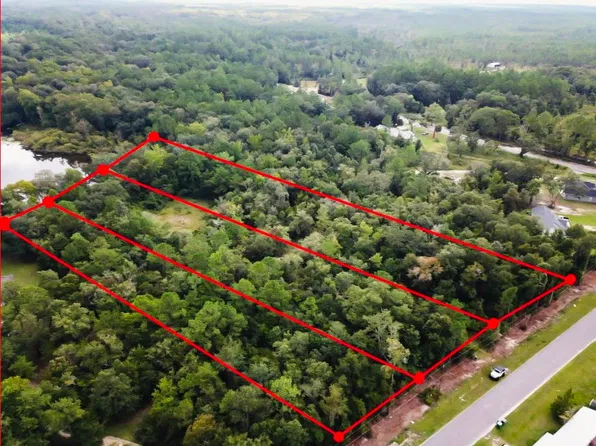 Xx Friendship Ln, Crawfordville, FL 32327
