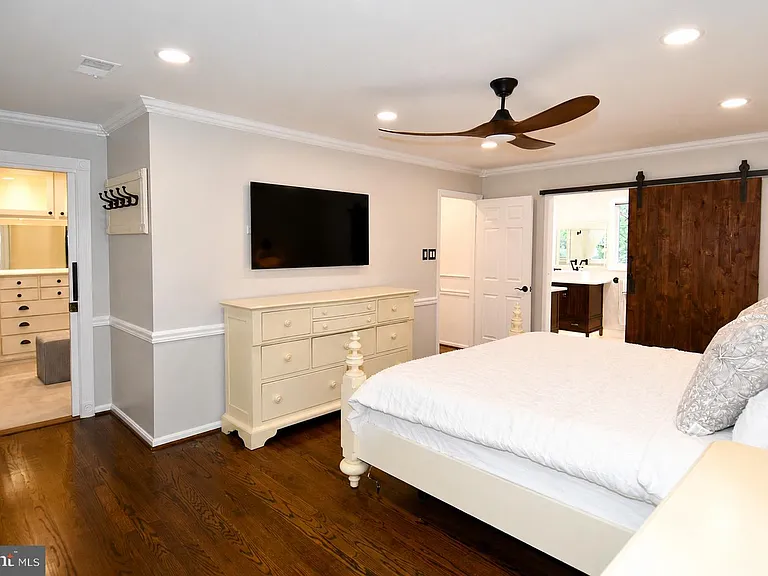 12134 Holly Knoll Cir — Photo 26