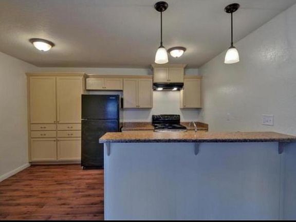 3rd image of 3995 Bismarck Dr