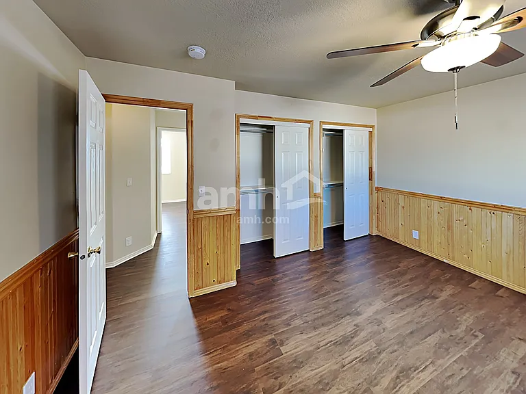 1261 E 3075 N — Photo 8