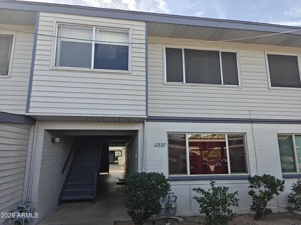 2557 W ROSE Lane #204, Phoenix, AZ 85017