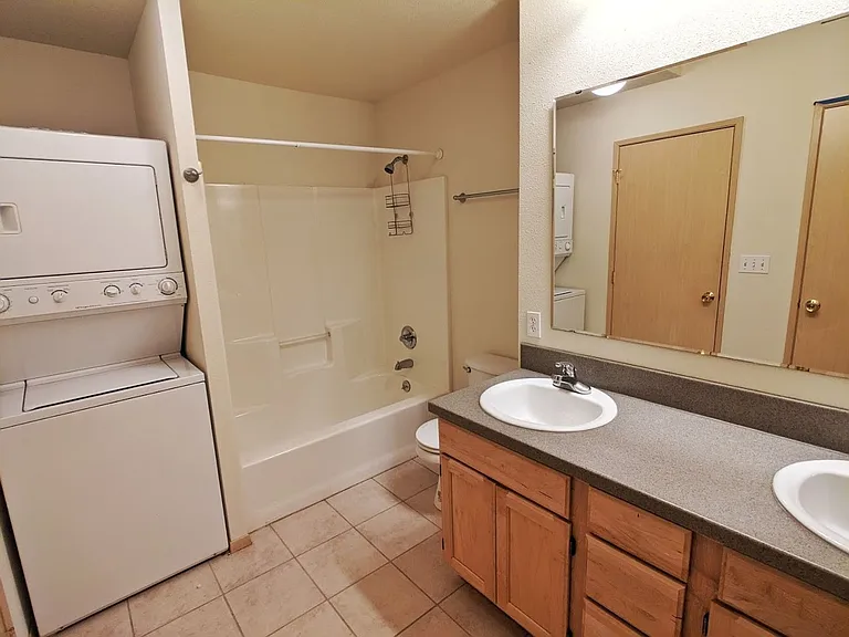 1901 Davis Ave #B1 — Photo 19