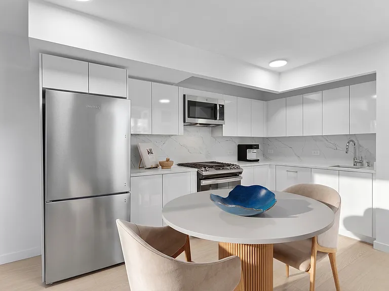 225 Rector Pl #3D — Photo 3