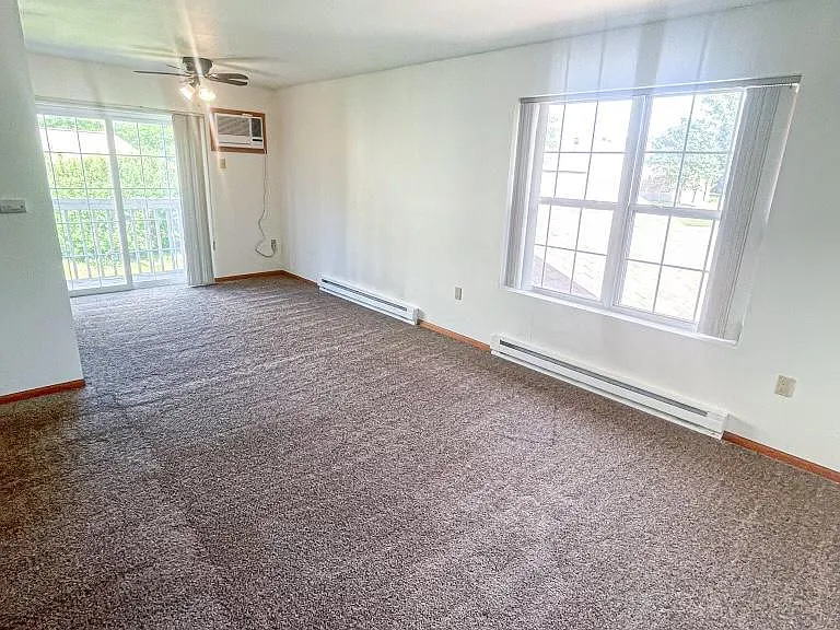 826 N Thompson Dr #4 — Photo 12