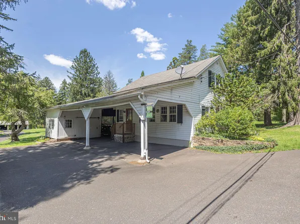 6065 Sawmill Rd, New Hope, PA 18938