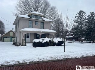 26 Arnold St, Jamestown, NY 14701