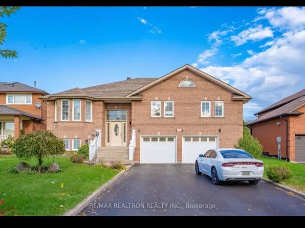 119 Elizabeth St, Oshawa, ON L1J 8L9